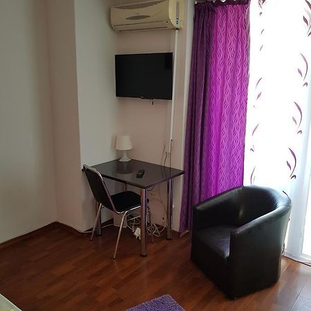 Rent House Unirii Appartamento Bucarest Esterno foto
