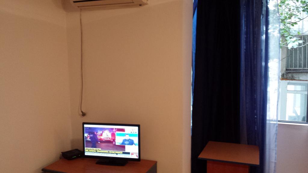 Rent House Unirii Appartamento Bucarest Esterno foto