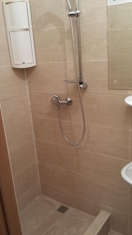 Rent House Unirii Appartamento Bucarest Esterno foto