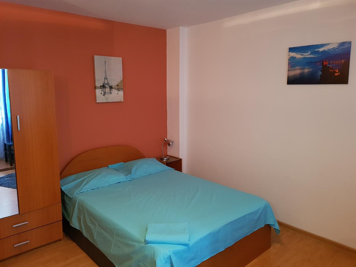 Rent House Unirii Appartamento Bucarest Esterno foto