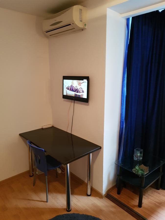 Rent House Unirii Appartamento Bucarest Esterno foto